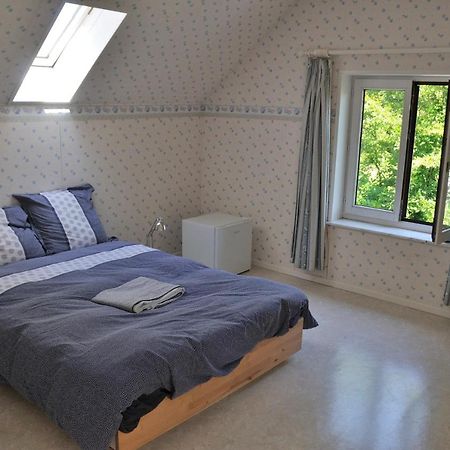 Suite Familiale Avec 2 Chambres Dans Une Villa - Quartier Vert Et Boise - 5 Kms De Namur Exteriér fotografie