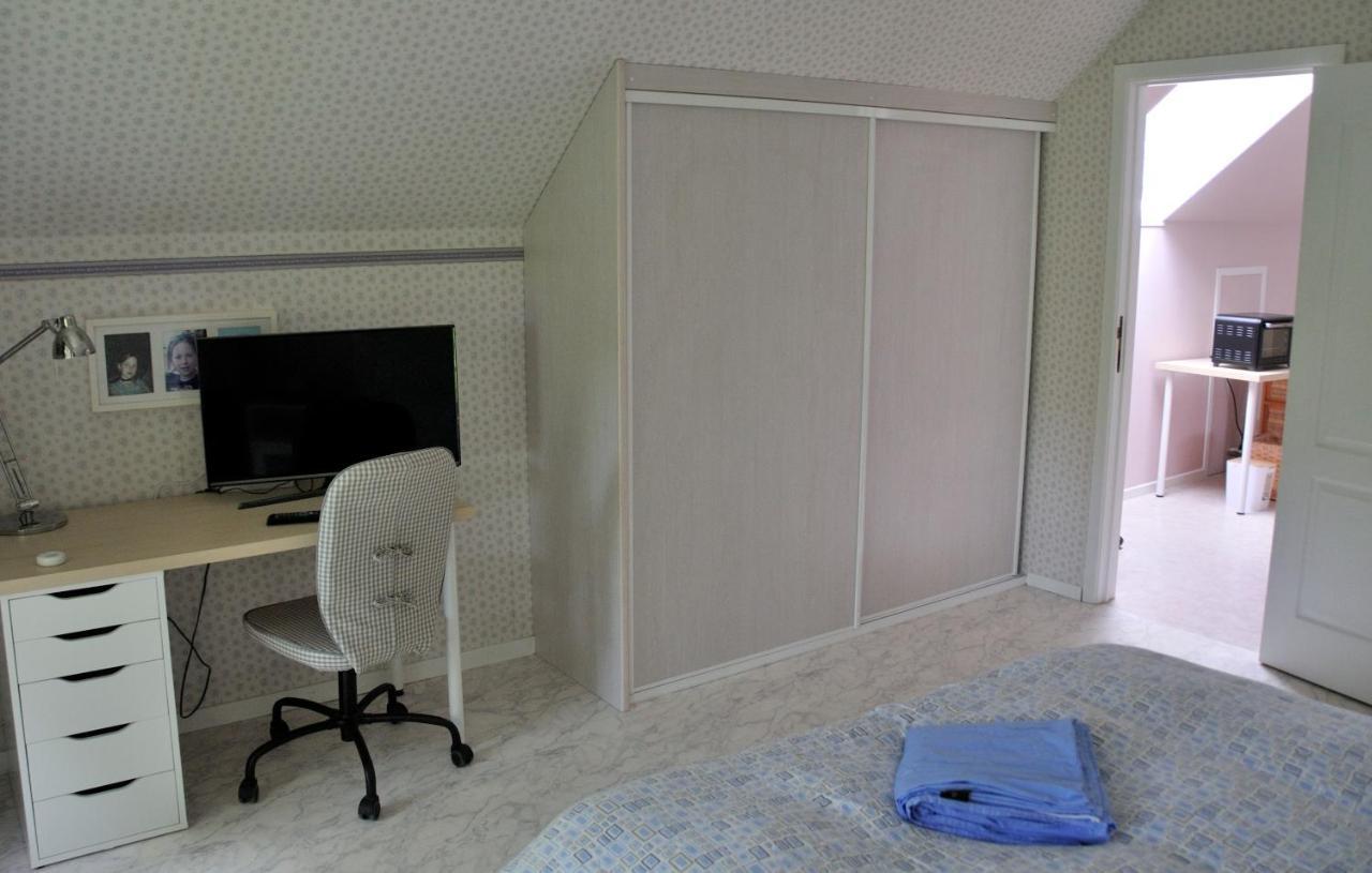 Suite Familiale Avec 2 Chambres Dans Une Villa - Quartier Vert Et Boise - 5 Kms De Namur Exteriér fotografie